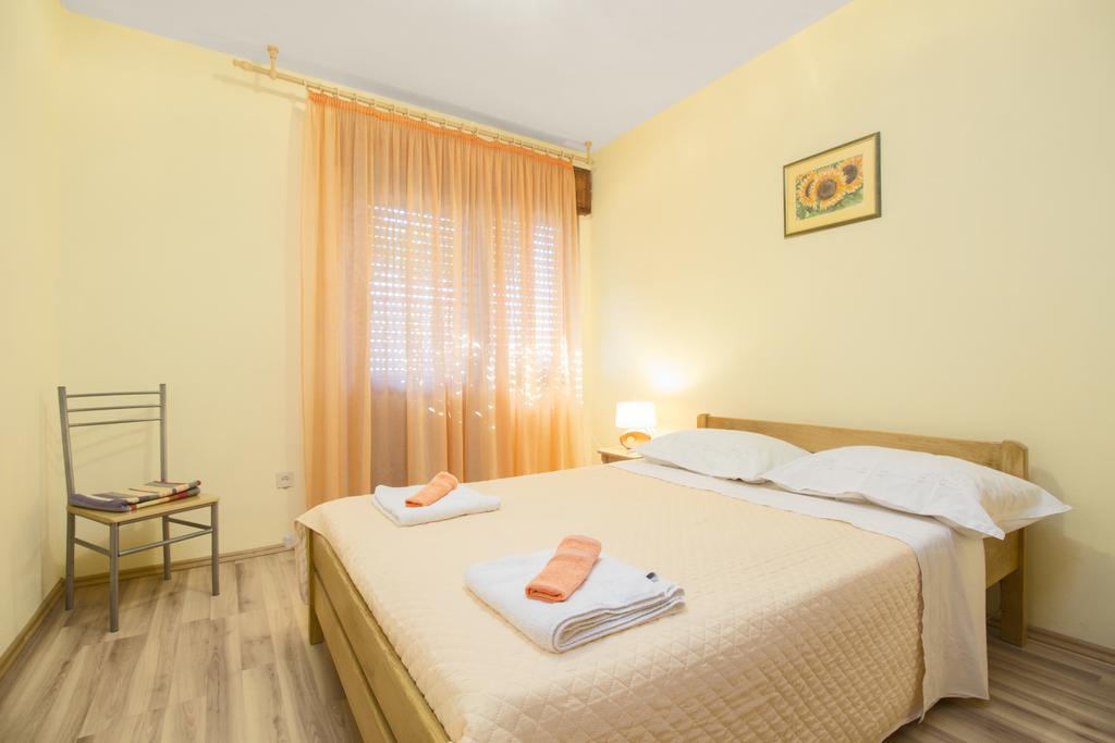 Apartment Neven Рогозница Номер фото